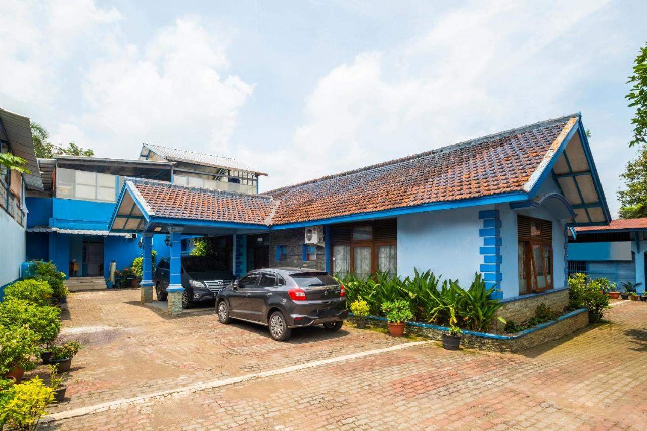 Hotel Reddoorz Syariah At Jl Pangeran Hidayatullah Cianjur Esterno foto