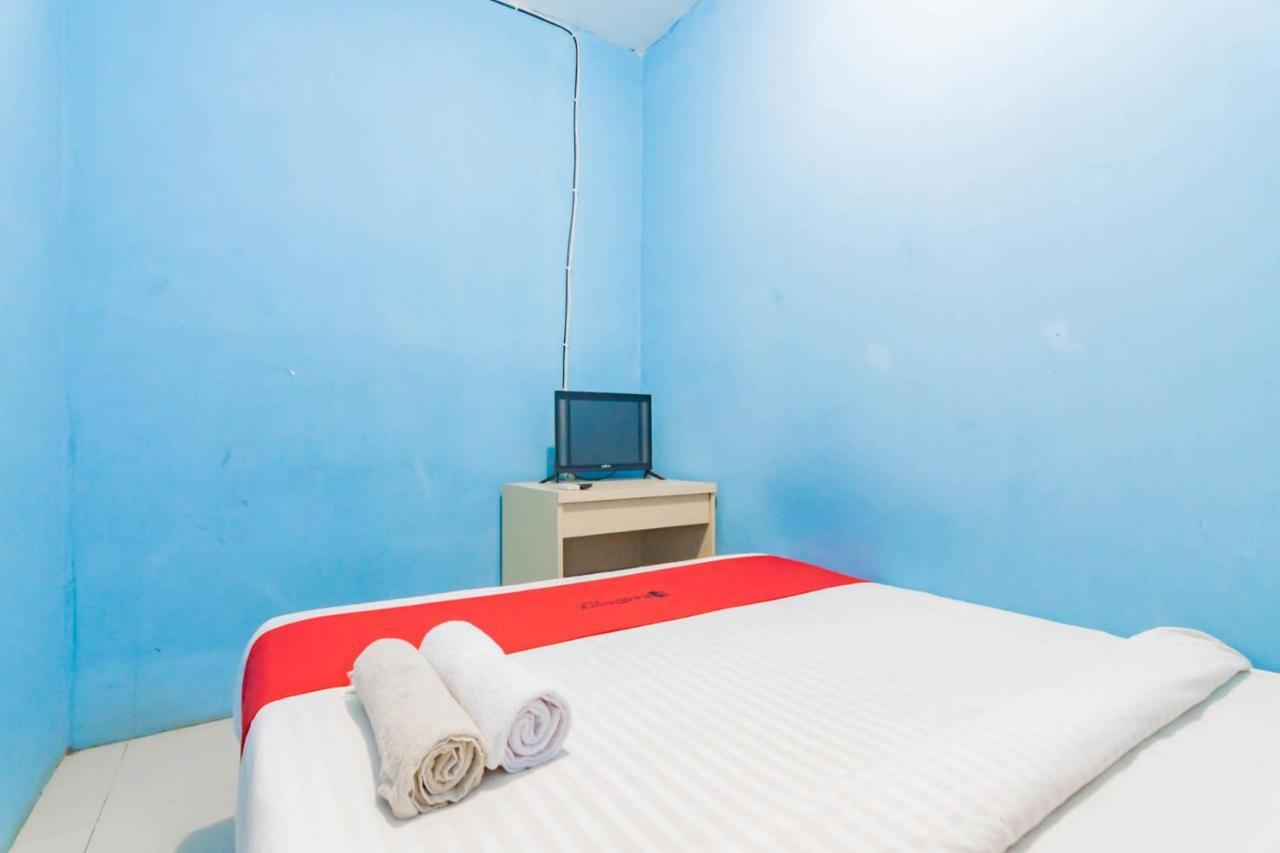 Hotel Reddoorz Syariah At Jl Pangeran Hidayatullah Cianjur Esterno foto